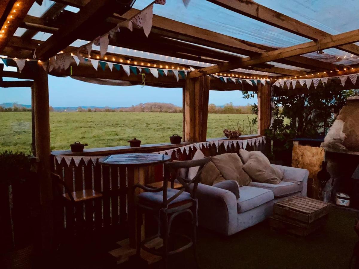 The Retreat Hotel Hornblotton Esterno foto