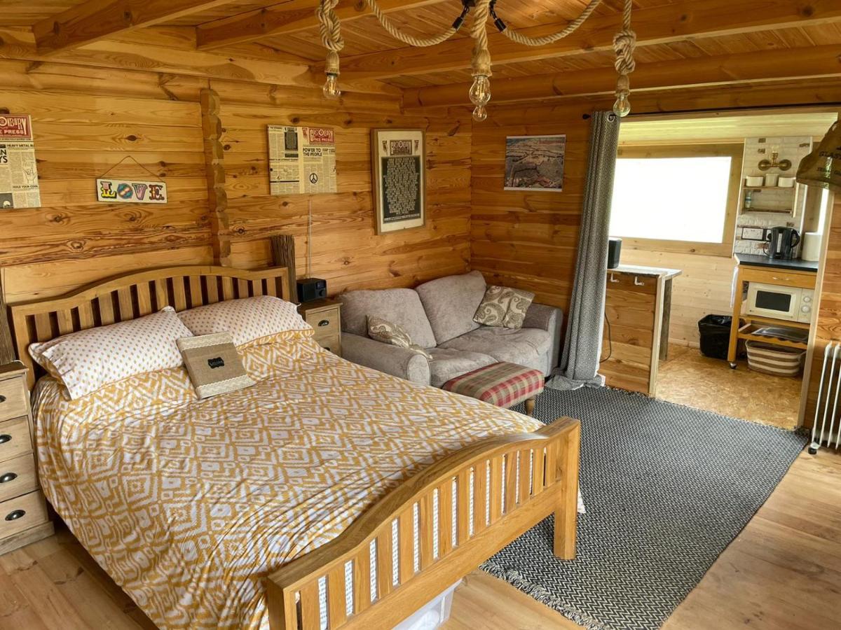The Retreat Hotel Hornblotton Esterno foto