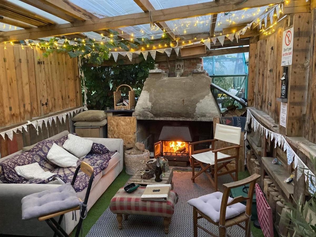 The Retreat Hotel Hornblotton Esterno foto