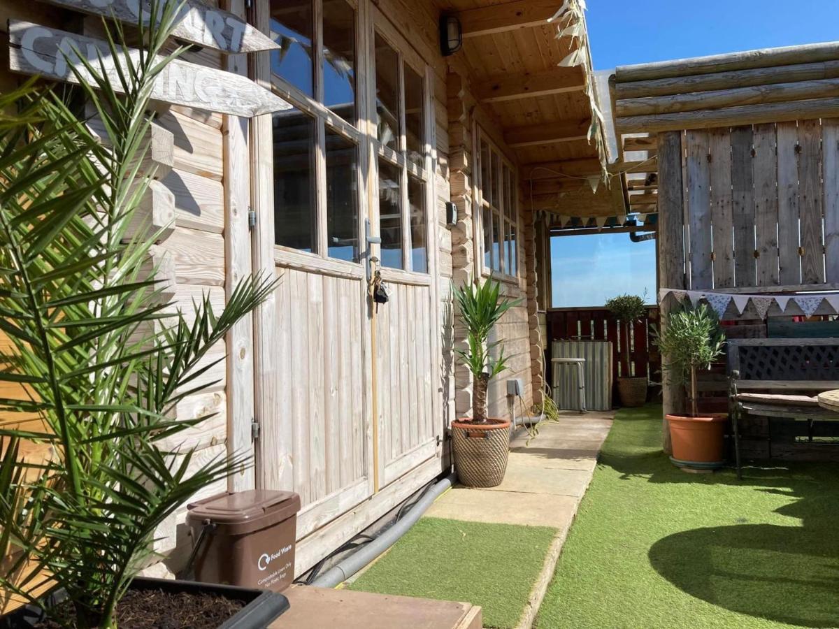 The Retreat Hotel Hornblotton Esterno foto